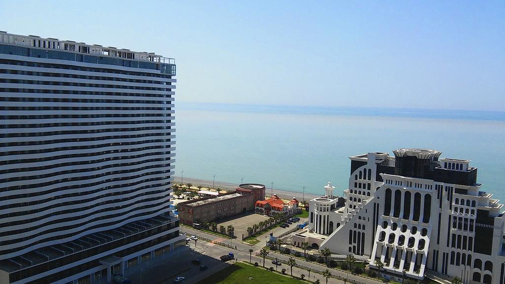 Апартаменты На ул. Кобаладзе, 2 Батуми Экстерьер фото